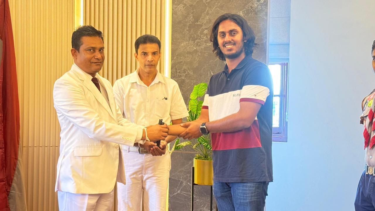 Hiking Tents donated to Nalanda Scouts by Pahan Palpita